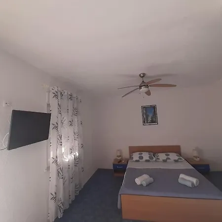 Kuca Za Odmor U Blizini Splita Jesenice (Split-Dalmatia)