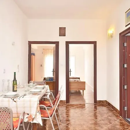 Kuca Za Odmor U Blizini Splita Apartamento Jesenice (Split-Dalmatia)