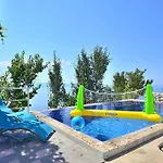 Apartment Kuca Za Odmor U Blizini Splita *