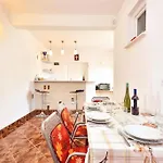Apartment Kuca Za Odmor U Blizini Splita Jesenice (Split-Dalmatia)