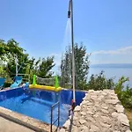 Kuca Za Odmor U Blizini Splita Jesenice (Split-Dalmatia)