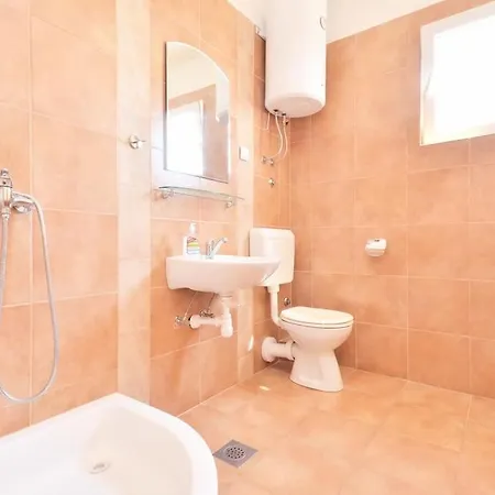 Apartman Kuca Za Odmor U Blizini Splita *